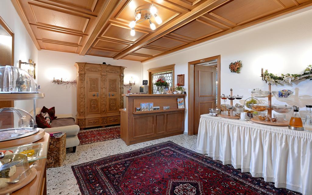 Hotel Garni Jennewein مايرهوفن المظهر الخارجي الصورة